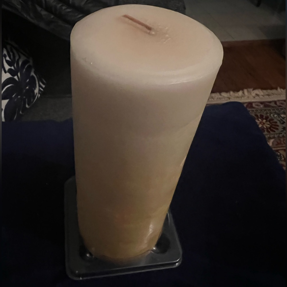 BNIB Unused PartyLite 3x7 Ginger Lemon Meringue Pie Pillar Candle!  So yummy!